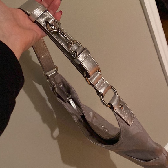 Coach hobo signature hobo/tote - Picture 2 of 7